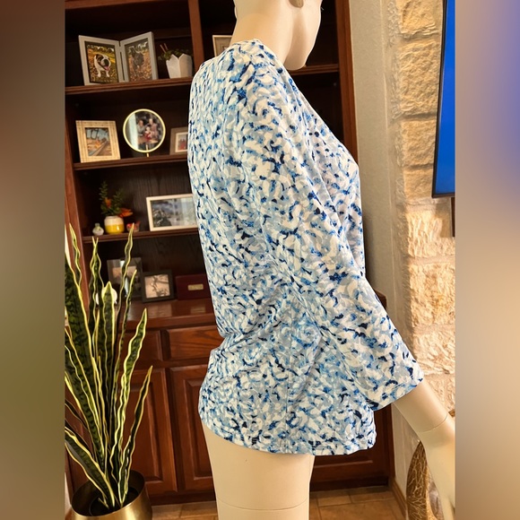 Nine West Blue Quarter Sleeve Blouse Size Large - Picture 5 of 11